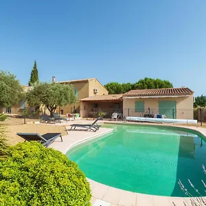 https://la-provence.fr-provencehotel.com